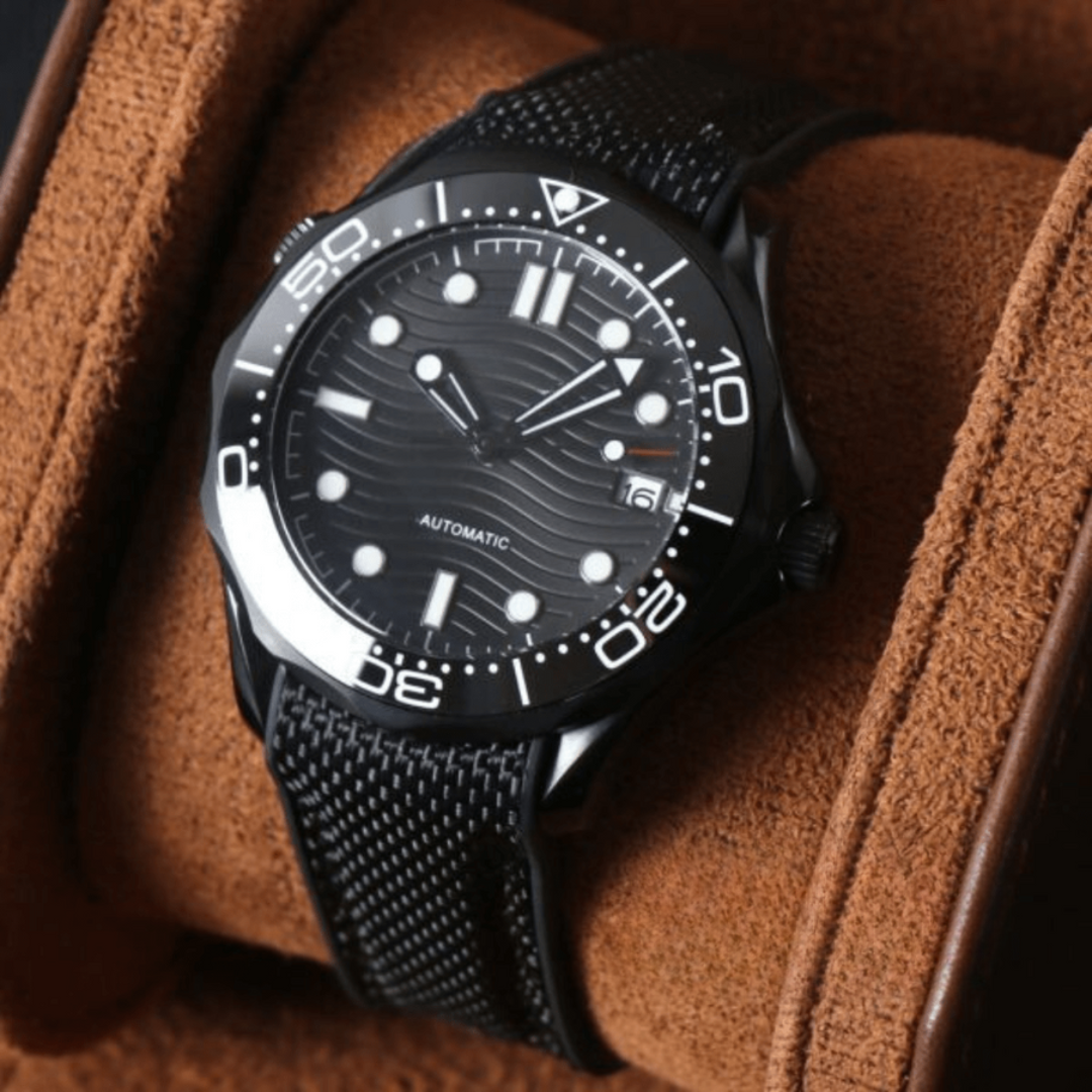 MASTER | BLACK