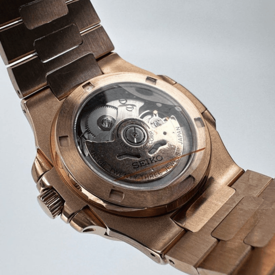 NAUTIKO | ROSE GOLD BLACK