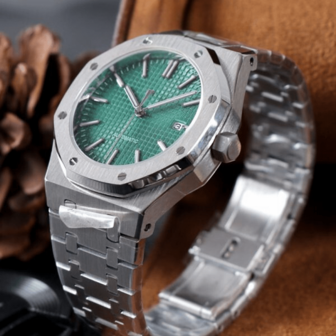 ROYAL | GREEN