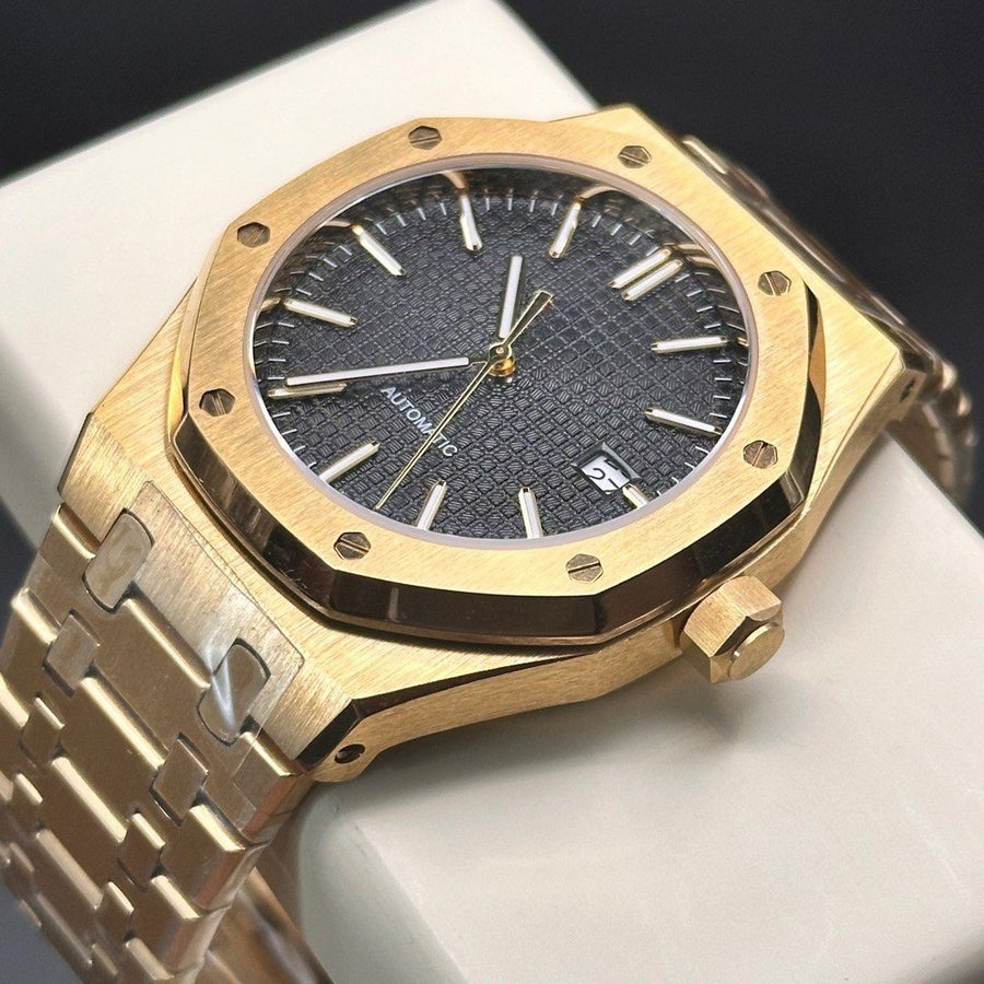 ROYAL | BLACK GOLD