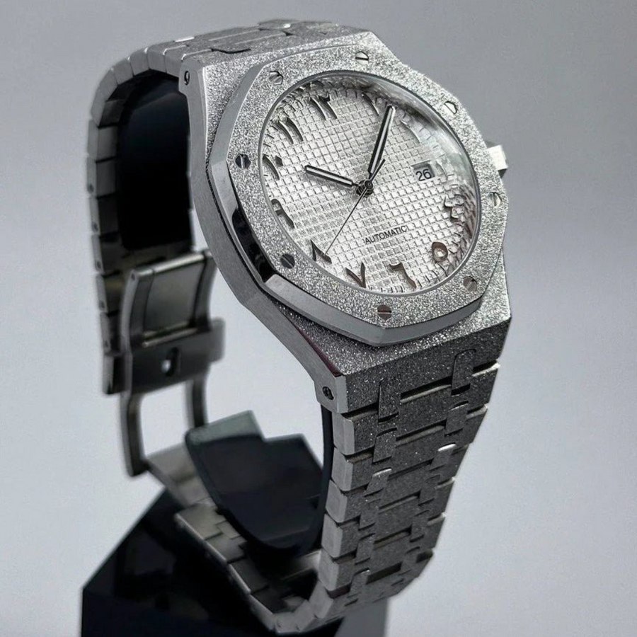ROYAL | FROSTED ARABIC DIAL