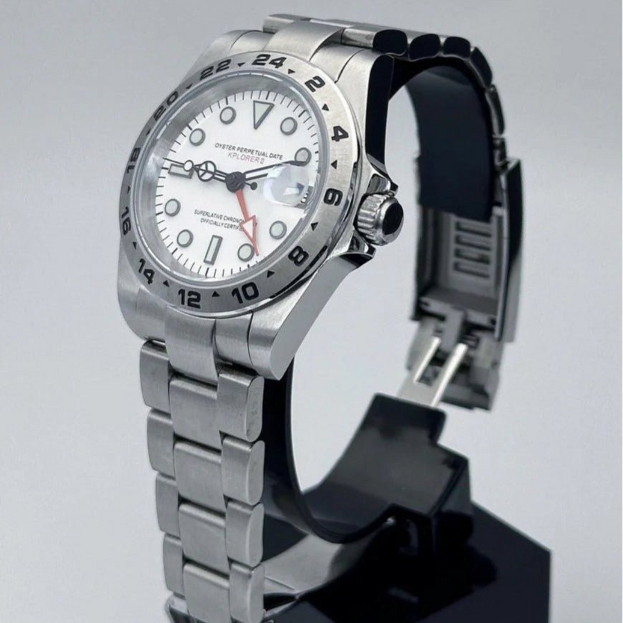 EXPLORER | WHITE