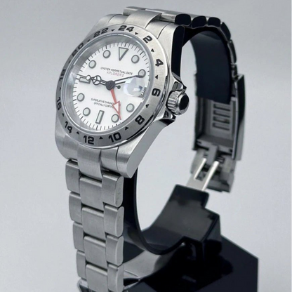 EXPLORER | WHITE